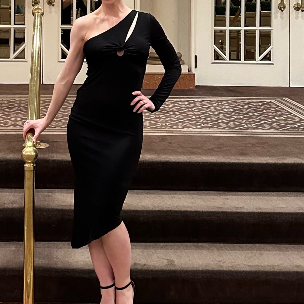 One-sleeve midi Dress